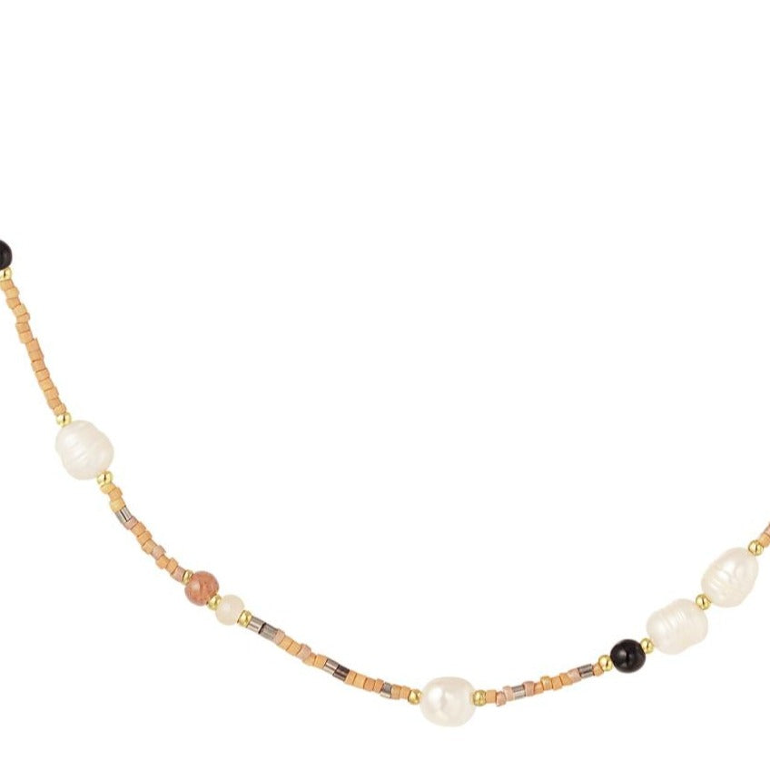 Ketting Kralen en Parels beige