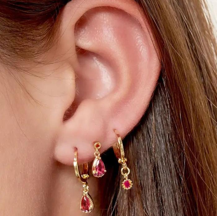 Oorbellen met Zirkonen hanger goud fuchsia