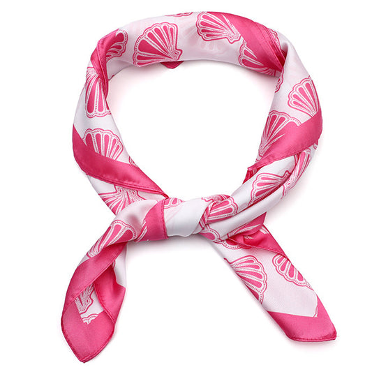 Sjaaltje Schelpen vierkant roze wit 70x70cm voorbeeld