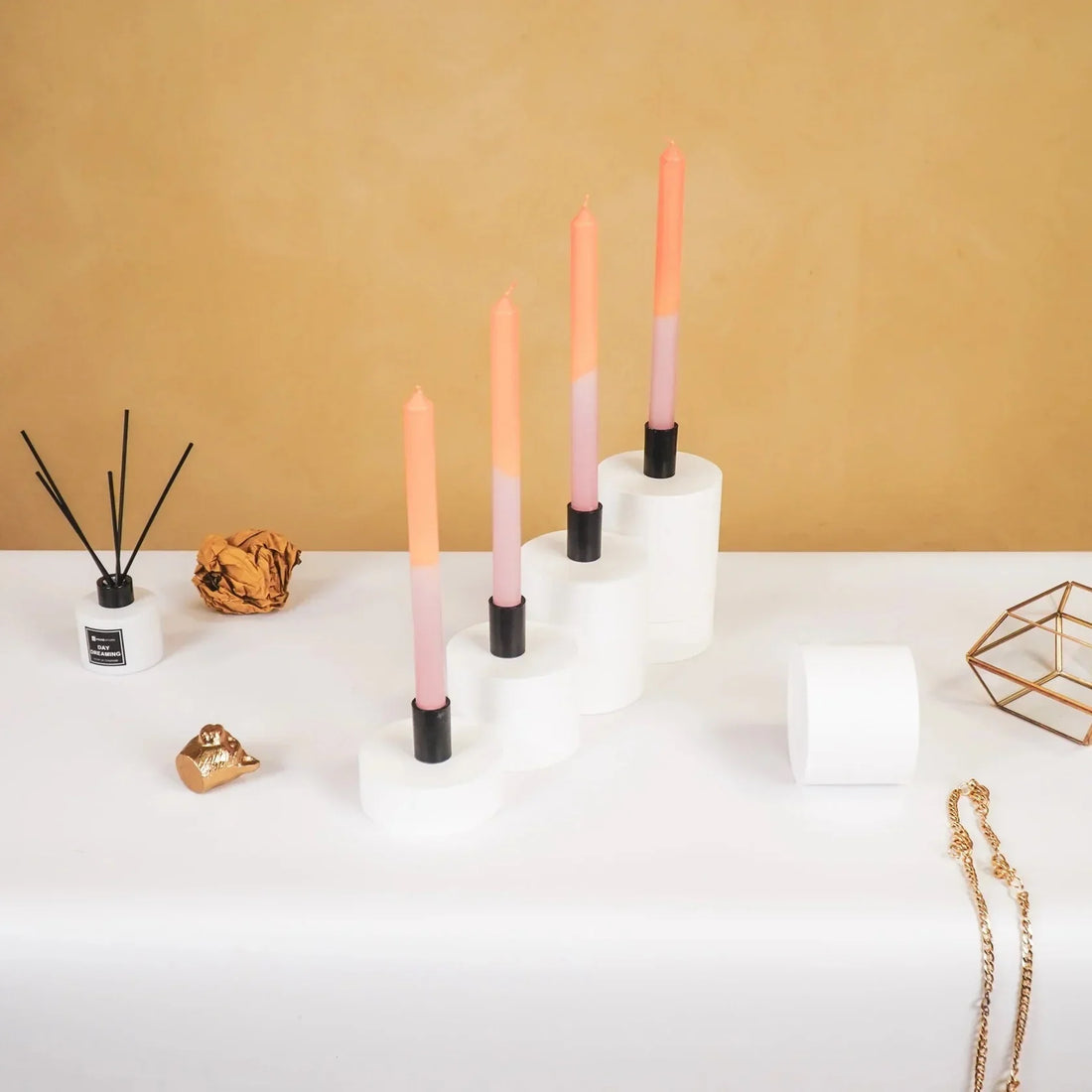 Kaarsen als woonaccessoires: de sfeermaker die je interieur compleet maakt