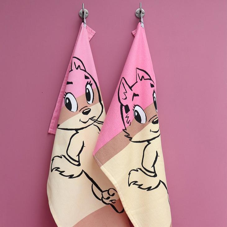 Handdoek Marten Toonder Tom Poes roze geel 70x45cm