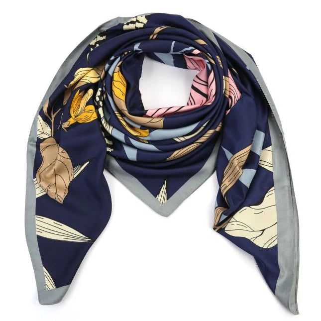 Omslagdoek Bloem donkerblauw 130x130cm