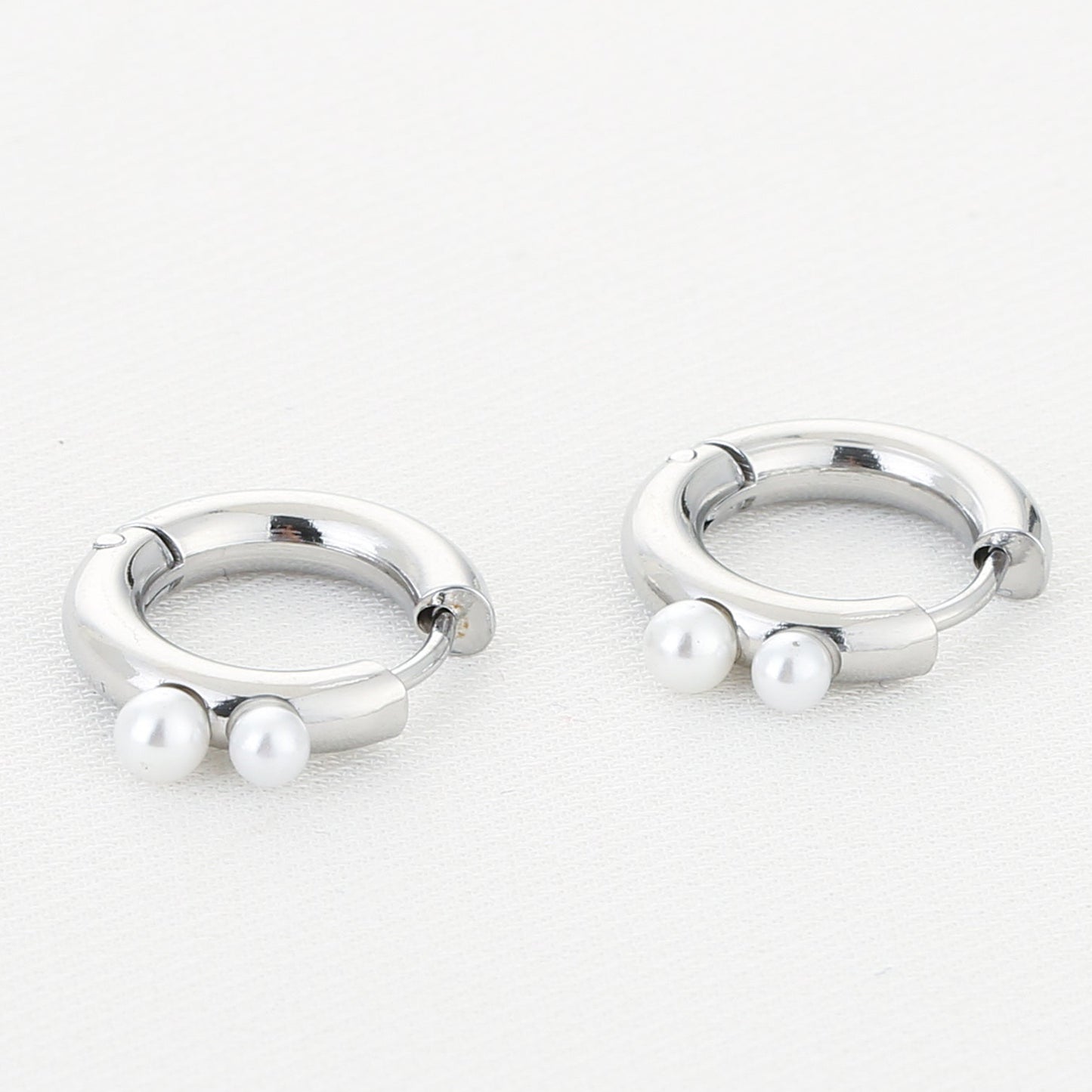 Oorbellen Basic Parel zilver liggend