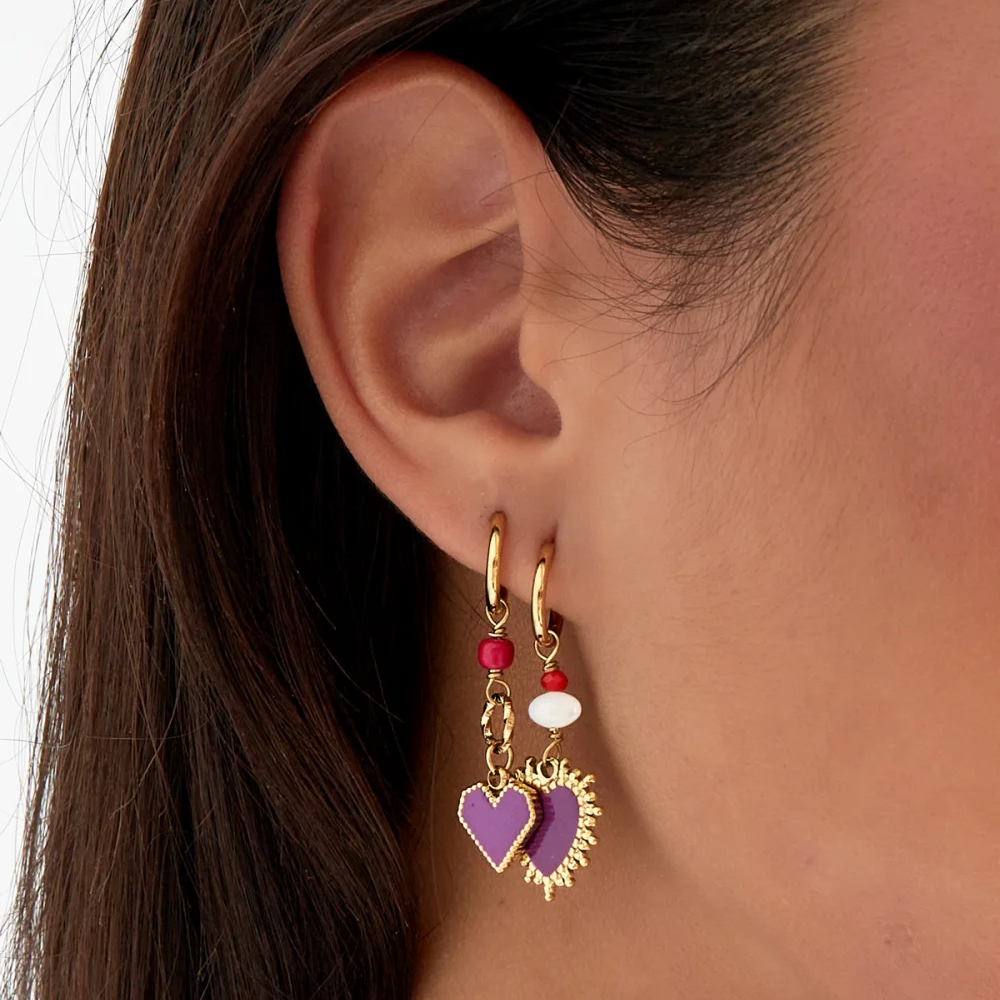 Oorbellen Finding Love goud paars detail