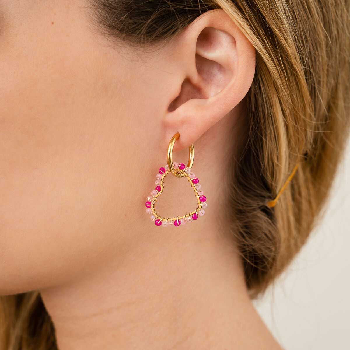Oorbellen Handmade Love goud fuchsia sfeer