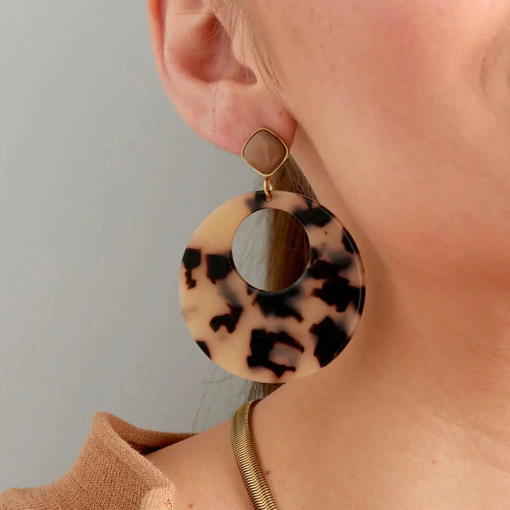 Oorbellen Rond met Print bruin sfeer detail