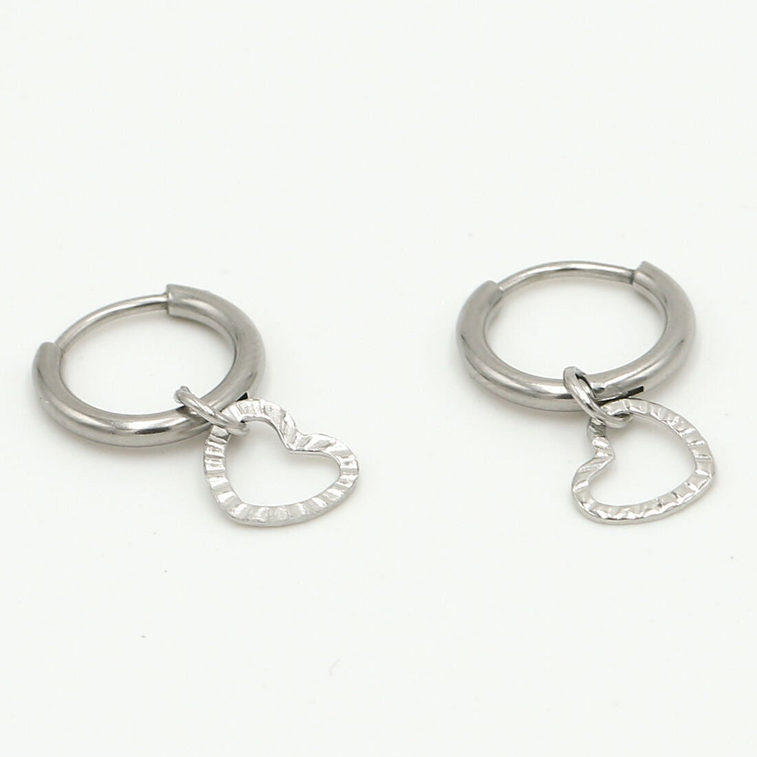 Oorbellen Vallend Hartje zilver