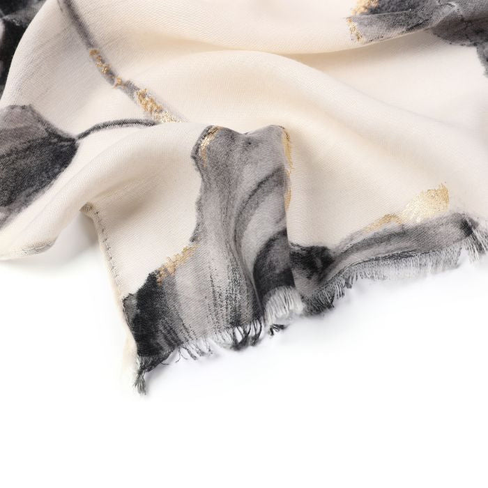 Sjaal Floral beige 180x80cm detail