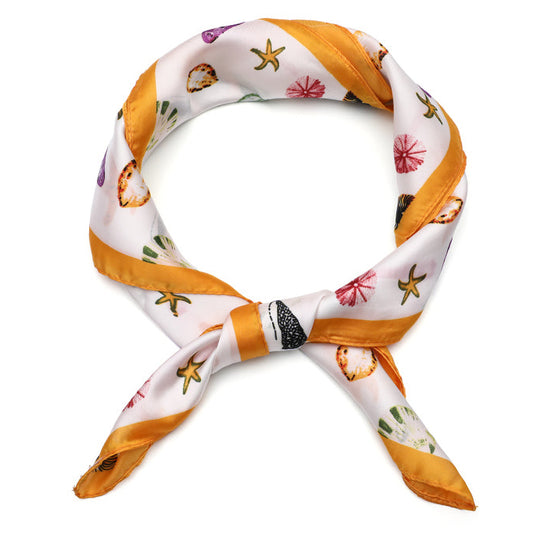 Sjaaltje Wild Shell vierkant geel 70x70cm voorbeeld